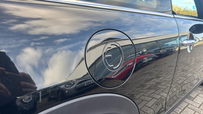 MINI Hatchback 135kW Cooper S Level 2 33kWh 3dr Auto Electric Hatchback